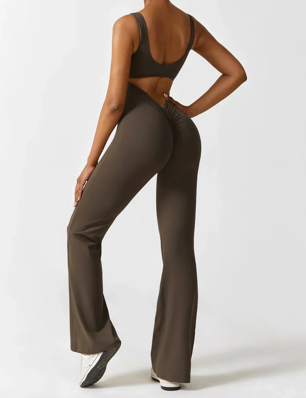 Curvansa - Flare V-rygg Jumpsuit